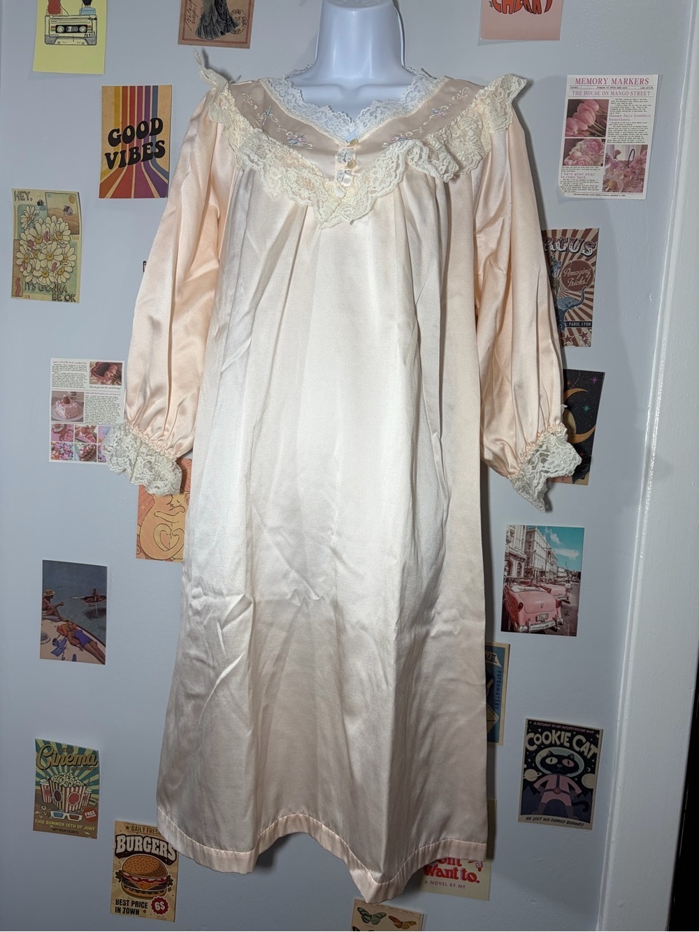 Lace-Trim Peach Long Sleeve Nightgown – Women's Sleepwear